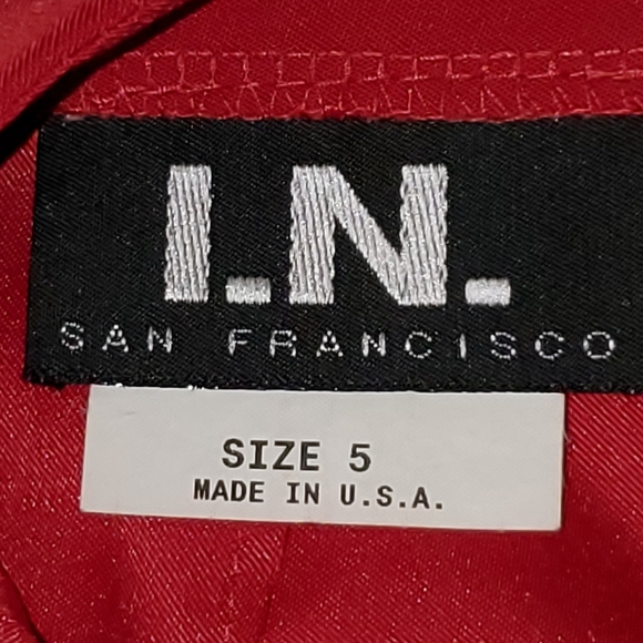 I.N. SAN FRANCISCO, red skirt, Size 5 - Picture 3 of 3